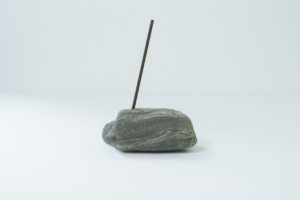 Thumbnail : flow – iyo aoishi #002 / still / stand by Tsuyoshi NAKATOMI