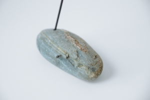 Thumbnail : calm – iyo aoishi #003 / still / stand by Tsuyoshi NAKATOMI