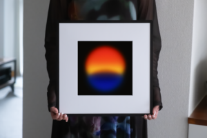 Thumbnail : May 8, 2026 / aura graph / 光の写真 by Tsuyoshi NAKATOMI