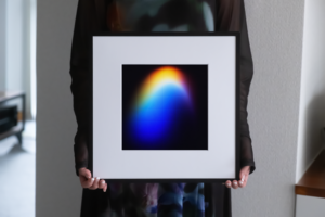 Thumbnail : May 7, 2026 / aura graph / 光の写真 by Tsuyoshi NAKATOMI